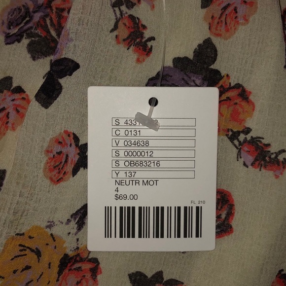 Floral romper - Picture 4 of 4